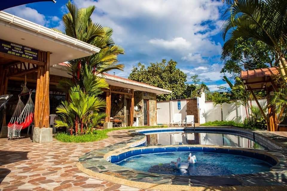 La Casa De La Abuela Villa Sucua Luaran gambar